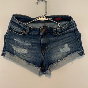 Celebrity Pink cutoff shorts size 3/26